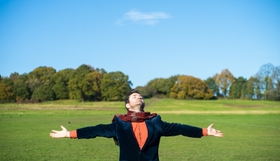 Tom Rosenthal: Singer/Songwriter
